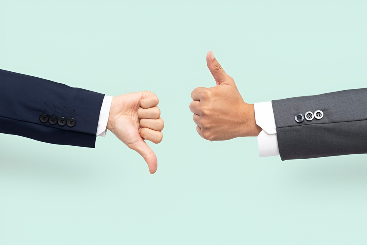 Thumbs up and down for dos and don'ts of 5 star Google reviews